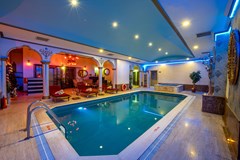 Nova Plaza Crystal Hotel: Pool - photo 68