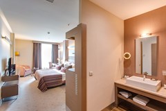 Avantgarde Levent: Room TRIPLE DELUXE - photo 79