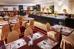 Gunes Hotel Merter: Restaurant - photo 28