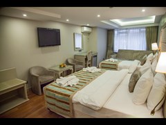 Bilinc Hotel: Room QUADRUPLE STANDARD - photo 8