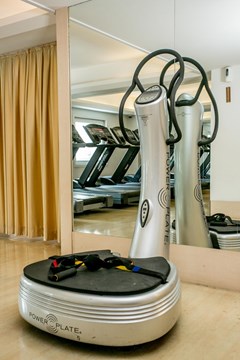 Holiday Inn  Istanbul City: Sports and Entertainment - photo 33
