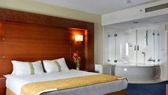 Holiday Inn  Istanbul City: Room SUITE NON SMOKING - photo 29