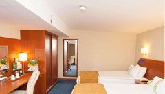 Holiday Inn  Istanbul City: Room TWIN NON SMOKING - photo 38