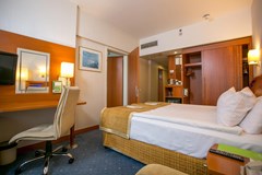 Holiday Inn  Istanbul City: Room - photo 23