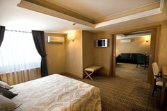 Zurich: Room - photo 49