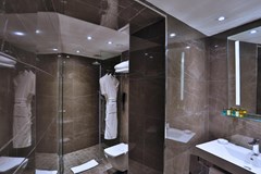 Zurich: Room - photo 67