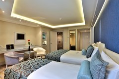 Zurich: Room - photo 68