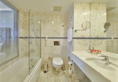Ramada Istanbul Taksim: Room DOUBLE STANDARD - photo 38