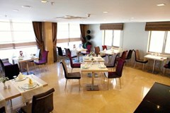 Kent: Restaurant - photo 8