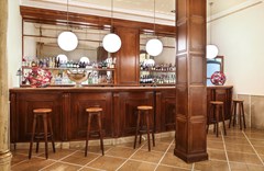 Astoria: Bar - photo 23
