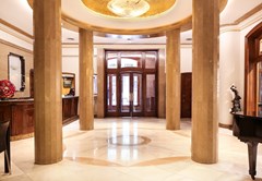 Astoria: Lobby - photo 28