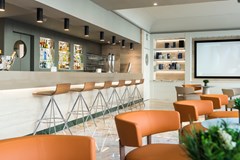 Salles Hotel Pere IV: Bar - photo 2