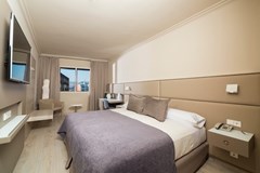 Salles Hotel Pere IV: Room DOUBLE SINGLE USE DELUXE - photo 24