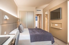 Salles Hotel Pere IV: Room DOUBLE SINGLE USE DELUXE - photo 48