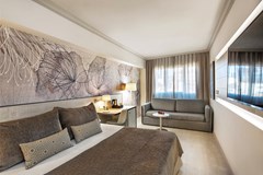 Salles Hotel Pere IV: Room TRIPLE DELUXE - photo 57