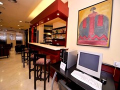 Glories: Bar - photo 14