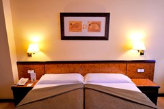 Glories: Room QUADRUPLE STANDARD - photo 6