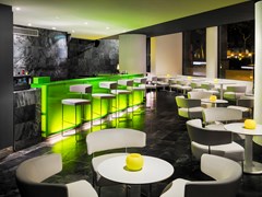 H10 Casanova: Bar - photo 13