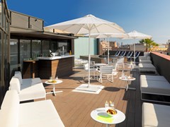 H10 Casanova: Terrace - photo 39