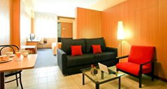 Bonanova Suite: Room APARTMENT CAPACITY 3 - photo 9