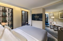 The One Barcelona: Room JUNIOR SUITE SUPERIOR - photo 39