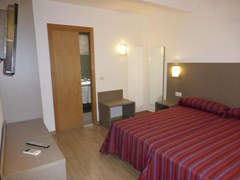 Montesol: Room Double or Twin STANDARD - photo 17