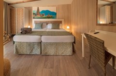 Magic Natura Animal, Waterpark & Polynesian Resort: Room - photo 55