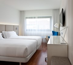 NH Madrid Ventas: Room DOUBLE STANDARD - photo 49