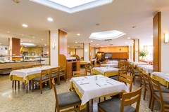 Fiesta Hotel Tanit: Restaurant - photo 20