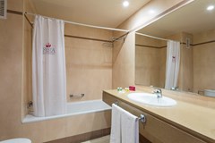 Fiesta Hotel Tanit: Room QUADRUPLE STANDARD - photo 54