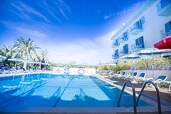 Tourist Hotel - photo 4