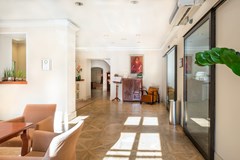 Hotel Leonardo Prague: Lobby - photo 54
