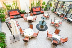 Hotel Leonardo Prague: Restaurant - photo 69