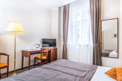Hotel Leonardo Prague: Room Double or Twin CLASSIC - photo 55