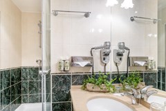 Hotel Leonardo Prague: Room - photo 77