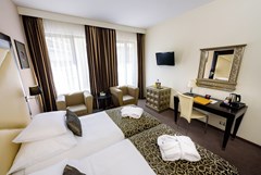 Grandior Hotel Prague: Room Double or Twin CLASSIC - photo 11