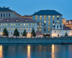 Four Seasons Hotel Prague: General view - photo 6