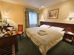 EA Hotel DownTown: Room Double or Twin STANDARD - photo 9