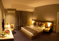 Parkway Inn Hotel - photo 13