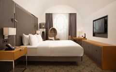 Doubletree Hilton Kazan City Center: Room SUITE PREMIUM - photo 27