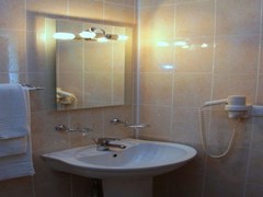 Kolvi: Room - photo 4