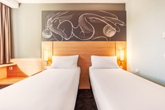 ibis Krasnodar Center: Room - photo 9