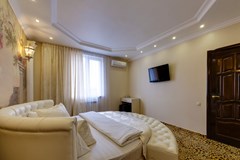 Marton Turgeneva: Room SUITE STANDARD - photo 22