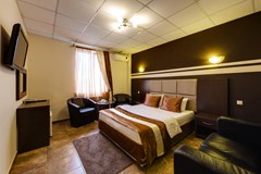 Marton Turgeneva: Room JUNIOR SUITE CAPACITY 1 - photo 45