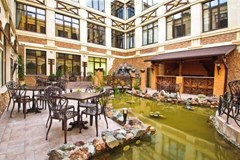 Troy: Terrace - photo 3