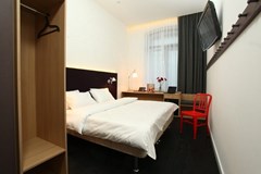 Azimut Moscow Tulskaya: Room - photo 10