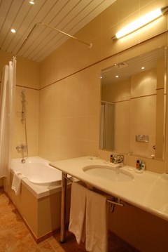 Borodino: Room - photo 12