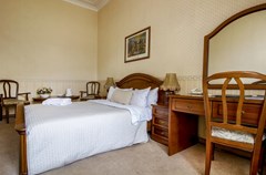 Budapest: Room - photo 36