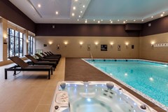 Hilton Garden Inn Moscow New Riga: Pool - photo 11