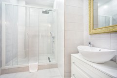 Hotel Empire: Room SUITE STANDARD - photo 27